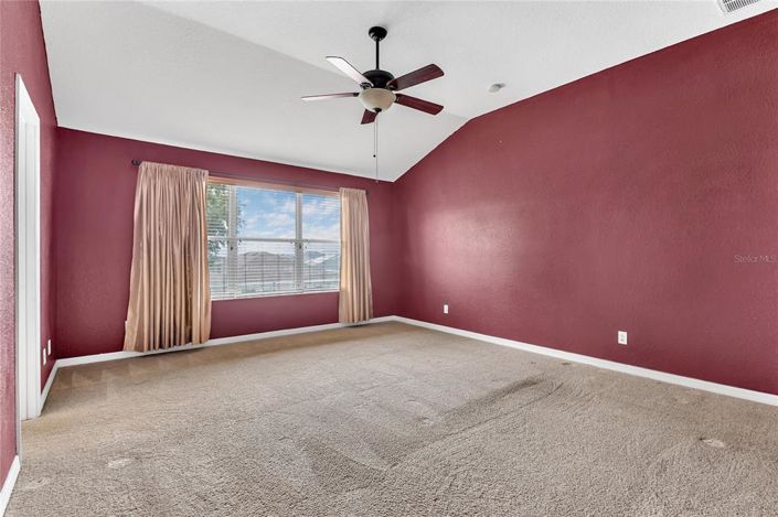 Image No.18-5 Bed Property for sale