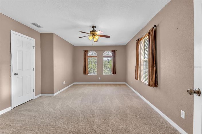 Image No.23-5 Bed Property for sale