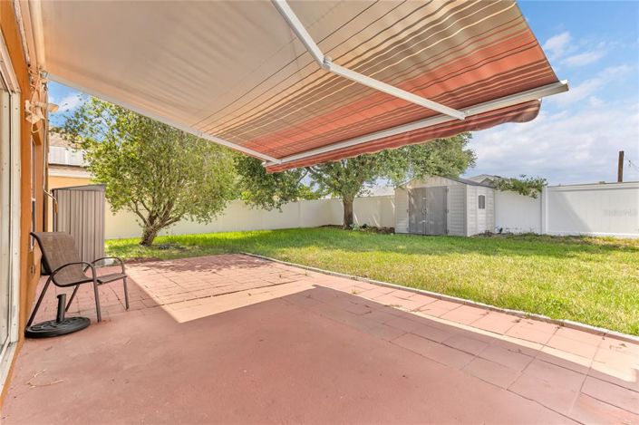 Image No.28-5 Bed Property for sale