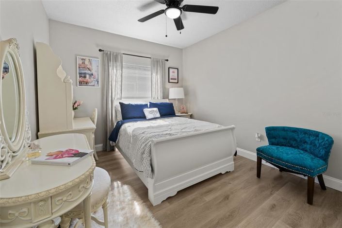 Image No.23-6 Bed Property for sale