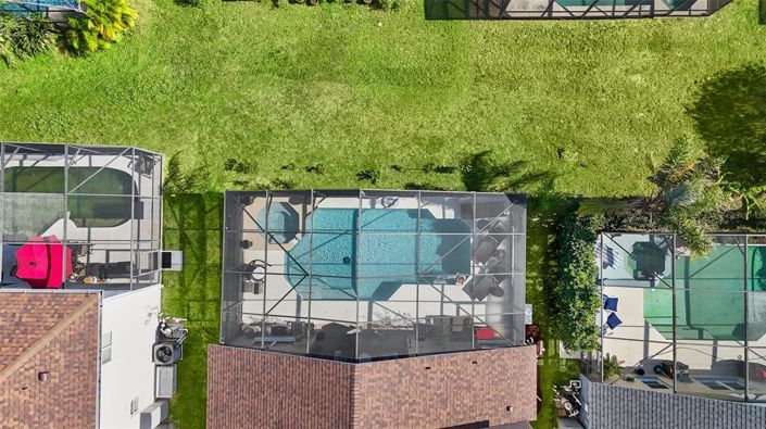 Image No.44-6 Bed Property for sale