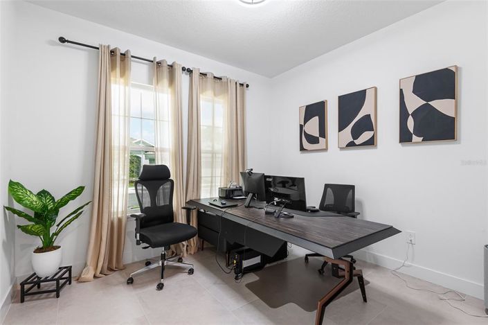 Image No.18-3 Bed Property for sale