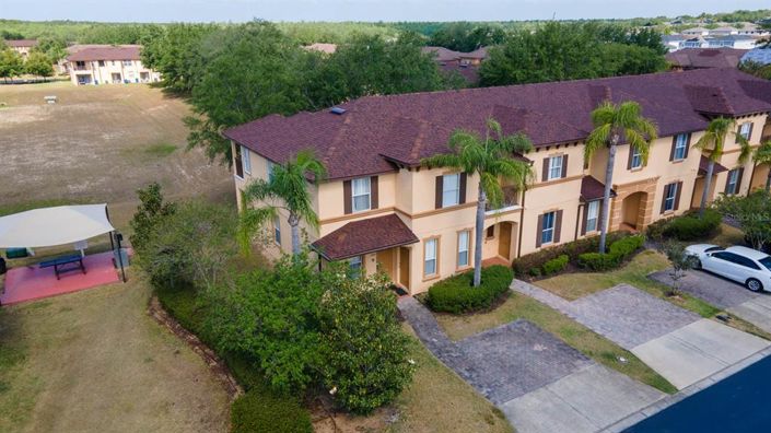 Image No.2-4 Bed Townhouse for sale