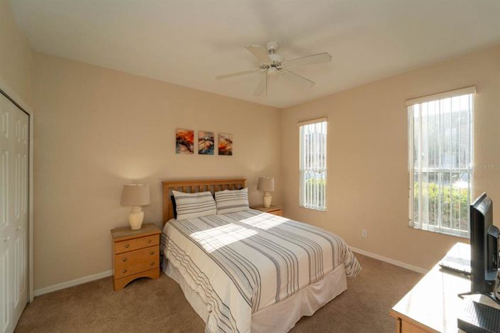 Image No.22-4 Bed Townhouse for sale