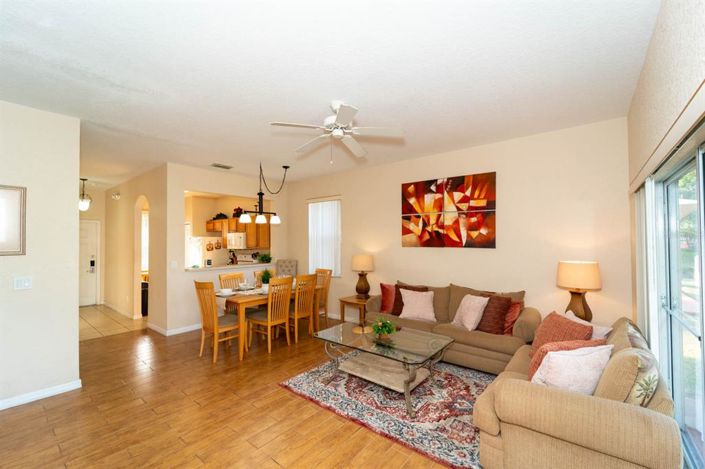 Image No.5-4 Bed Townhouse for sale