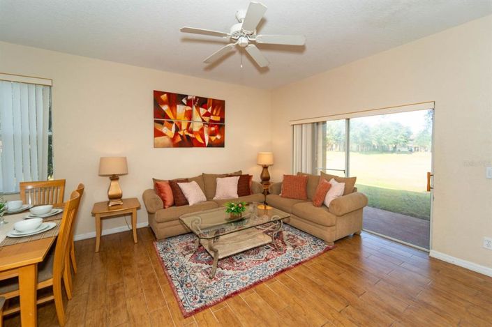 Image No.6-4 Bed Townhouse for sale