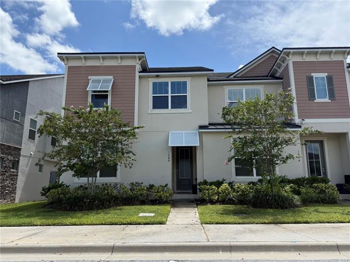 Image No.1-5 Bed Townhouse for sale