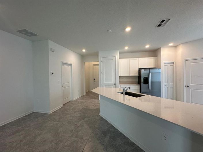 Image No.14-4 Bed Property for sale