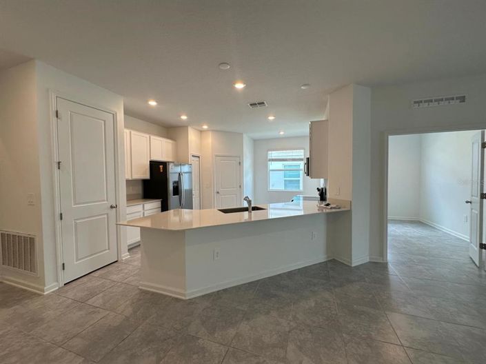 Image No.18-4 Bed Property for sale