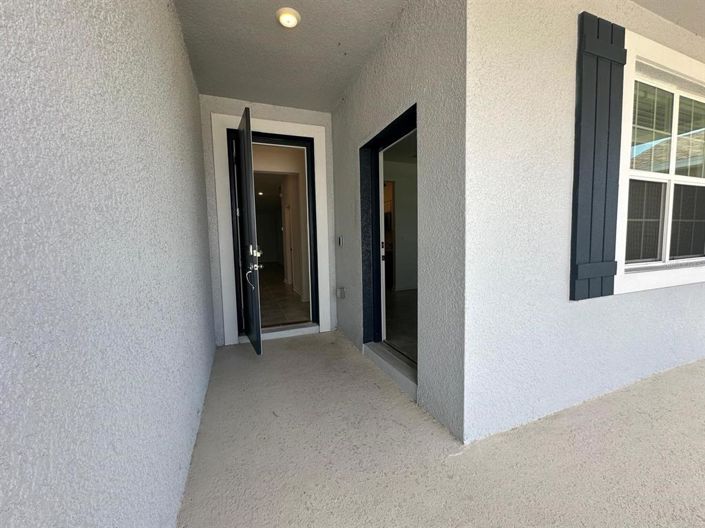 Image No.55-4 Bed Property for sale