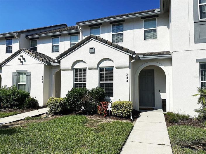 Image No.1-4 Bed Townhouse for sale