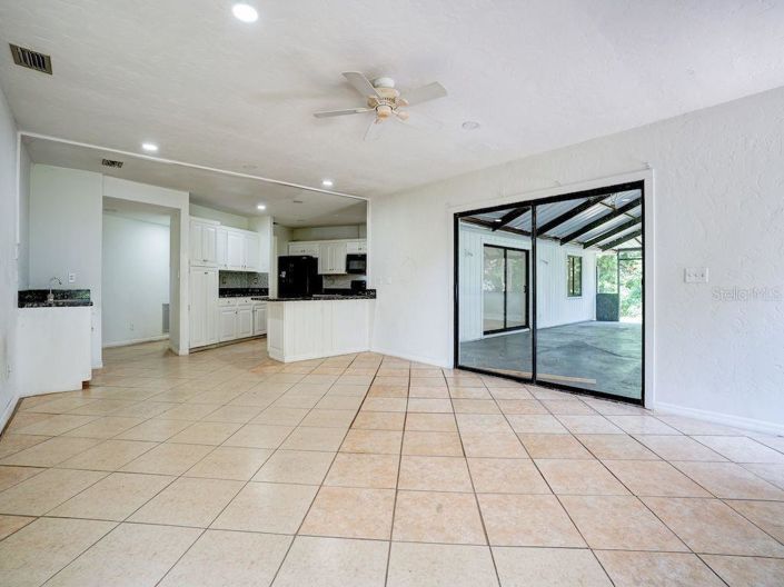 Image No.14-3 Bed Property for sale