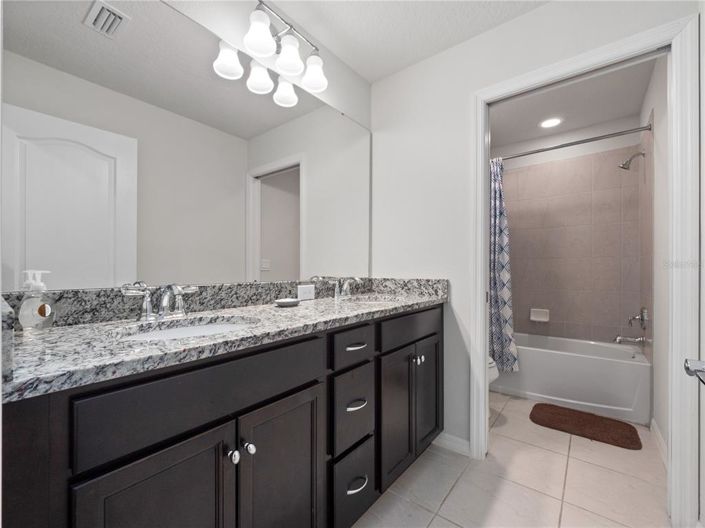 Image No.29-Propriété de 6 chambres à vendre à Kissimmee