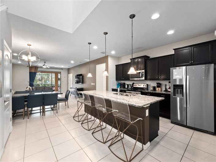 Image No.8-Propriété de 6 chambres à vendre à Kissimmee