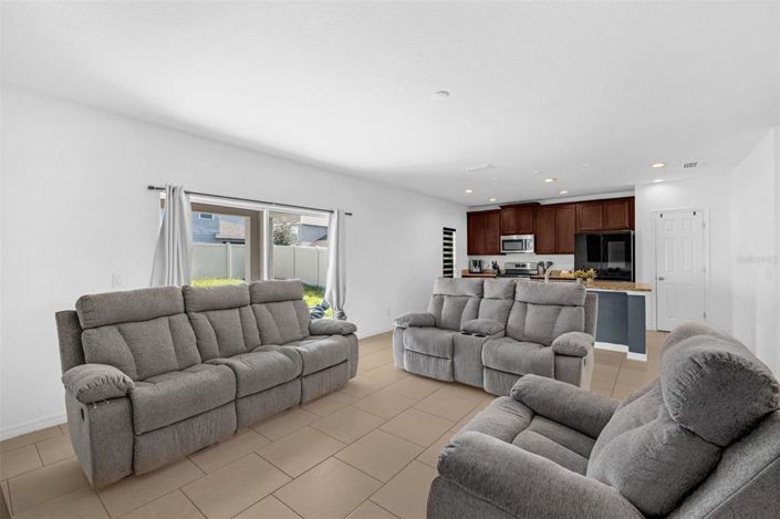 Image No.6-4 Bed Property for sale