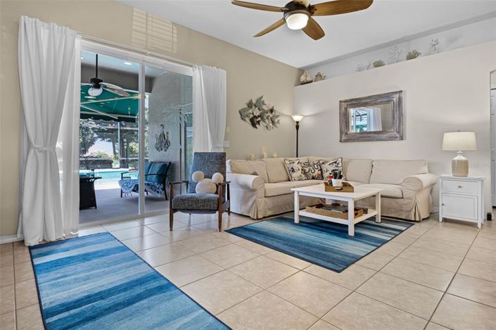 Image No.11-4 Bed Property for sale