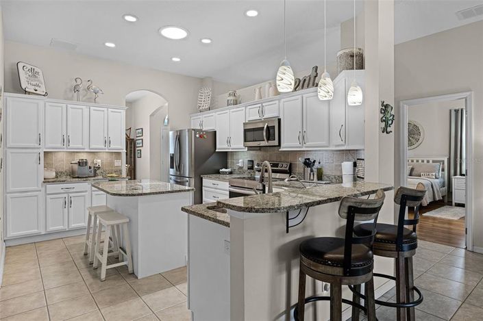 Image No.14-4 Bed Property for sale