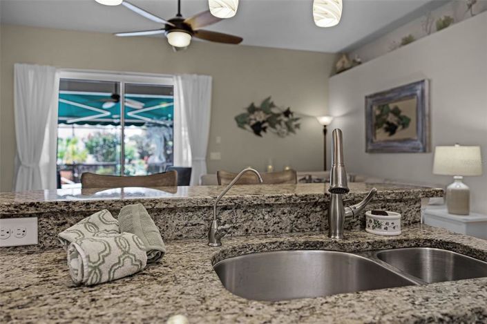 Image No.17-4 Bed Property for sale