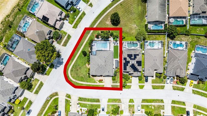 Image No.69-4 Bed Property for sale