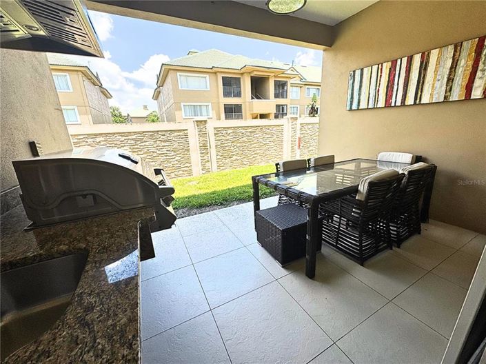 Image No.15-4 Bed Townhouse for sale