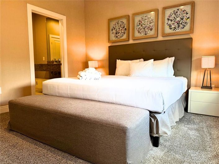 Image No.28-4 Bed Townhouse for sale