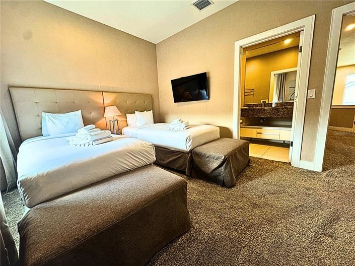 Image No.36-4 Bed Townhouse for sale