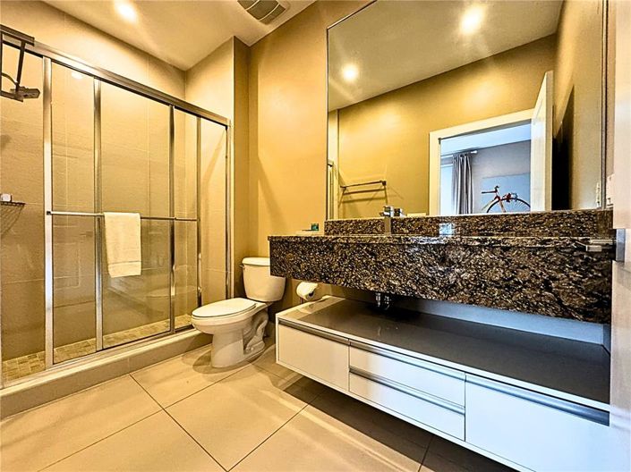 Image No.43-4 Bed Townhouse for sale