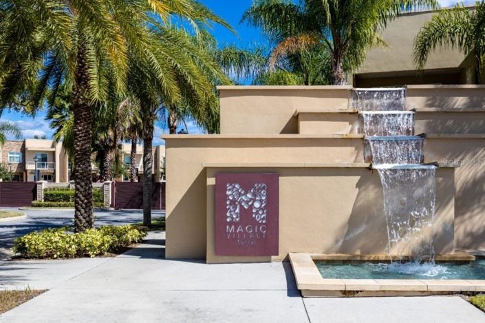 Image No.48-4 Bed Townhouse for sale