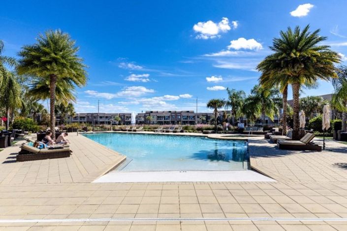 Image No.65-4 Bed Townhouse for sale