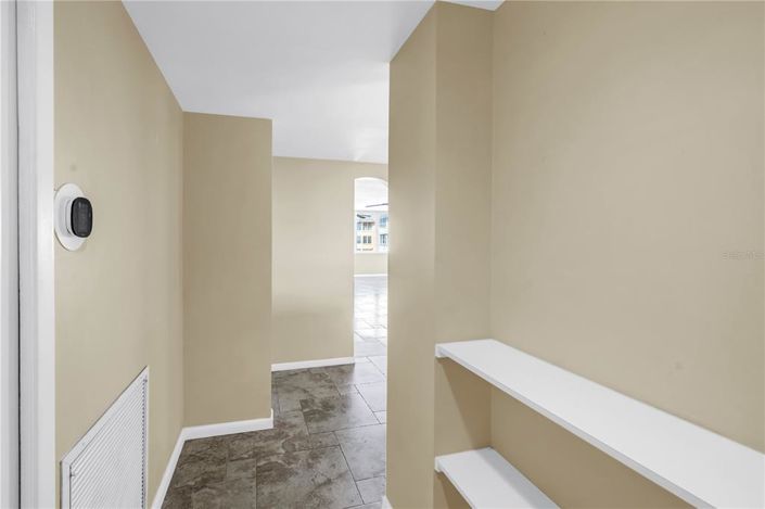 Image No.11-2 Bed Property for sale