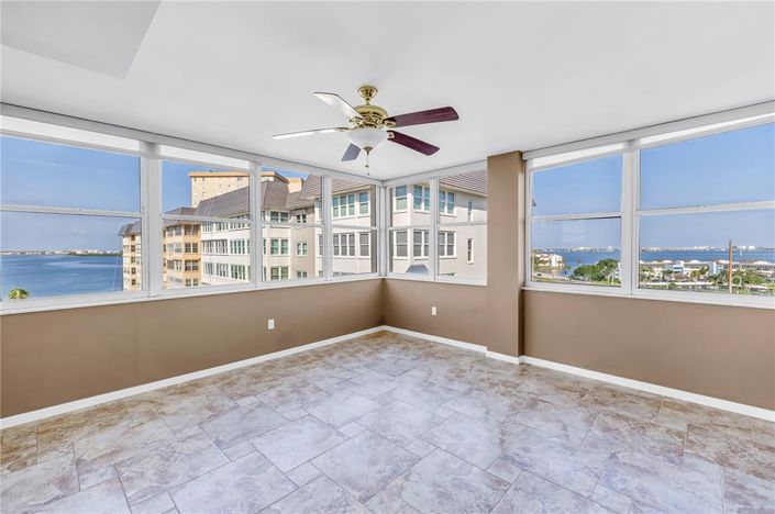 Image No.23-2 Bed Property for sale