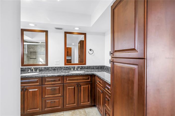 Image No.30-2 Bed Property for sale