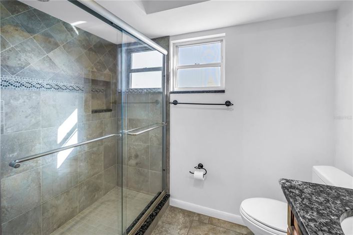 Image No.32-2 Bed Property for sale