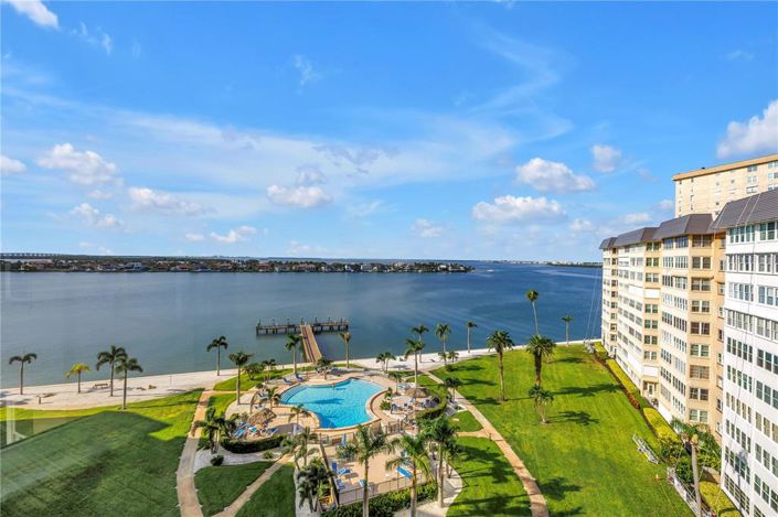 Image No.36-2 Bed Property for sale