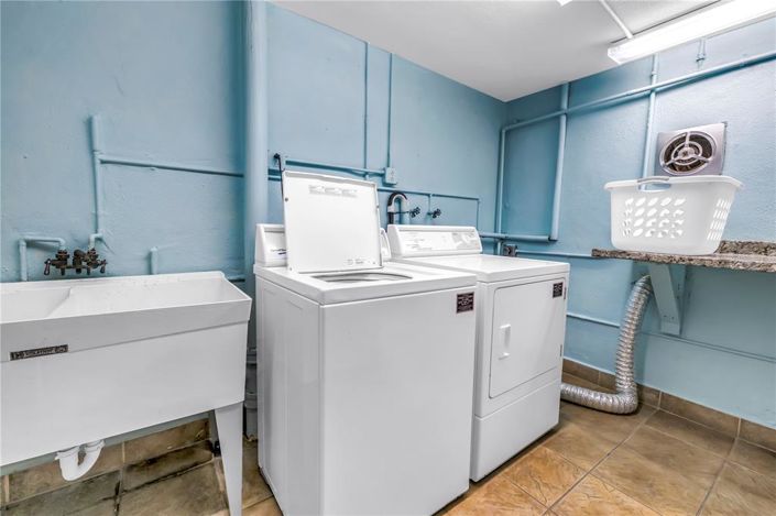 Image No.40-2 Bed Property for sale