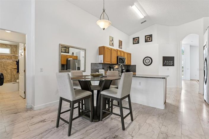 Image No.8-4 Bed Property for sale