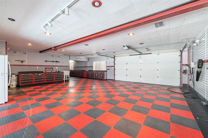 Image No.38-5 Bed Property for sale