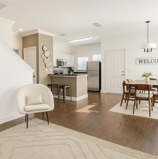 Image No.3-4 Bed Townhouse for sale