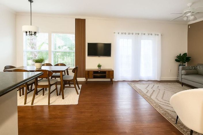 Image No.4-4 Bed Townhouse for sale