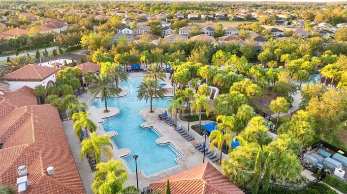 Image No.45-5 Bed Townhouse for sale