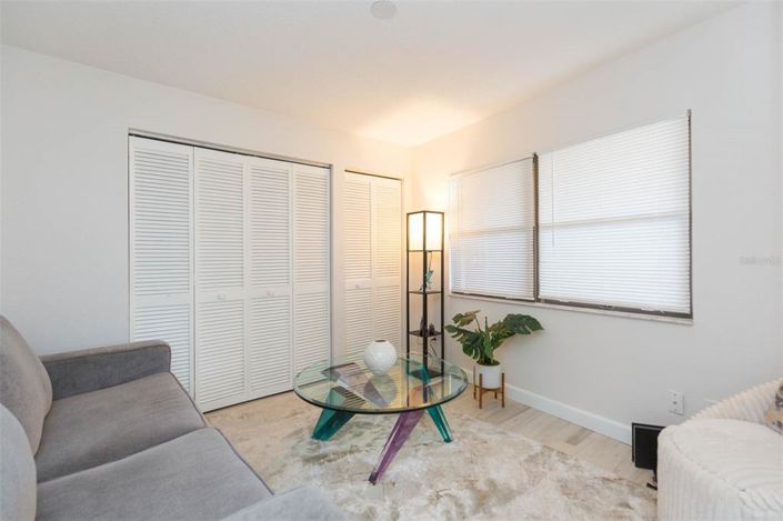 Image No.15-3 Bed Property for sale