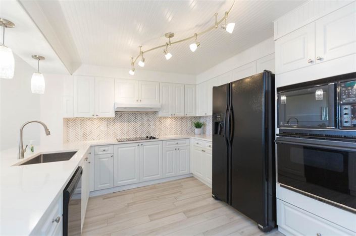 Image No.5-3 Bed Property for sale