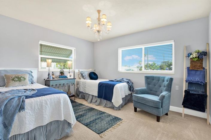 Image No.17-2 Bed Property for sale