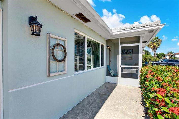 Image No.2-2 Bed Property for sale