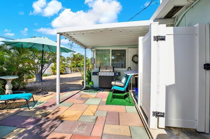 Image No.22-2 Bed Property for sale