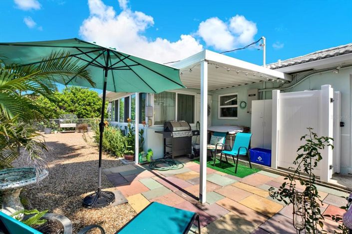 Image No.23-2 Bed Property for sale