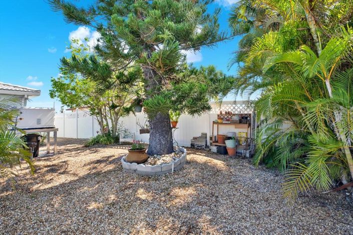 Image No.24-2 Bed Property for sale