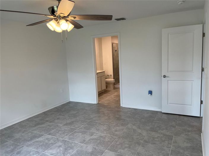 Image No.15-3 Bed Property for sale