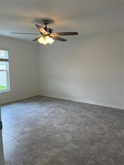 Image No.19-3 Bed Property for sale