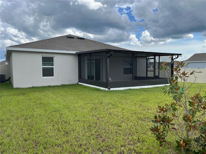 Image No.28-3 Bed Property for sale